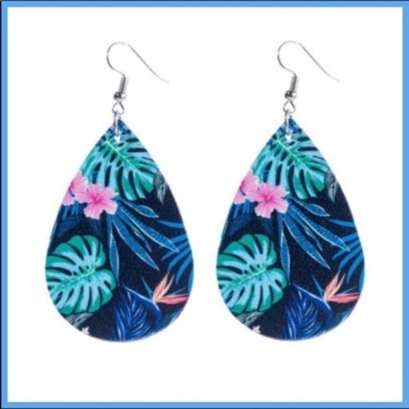 Leather earrings - Picture 2 of 6